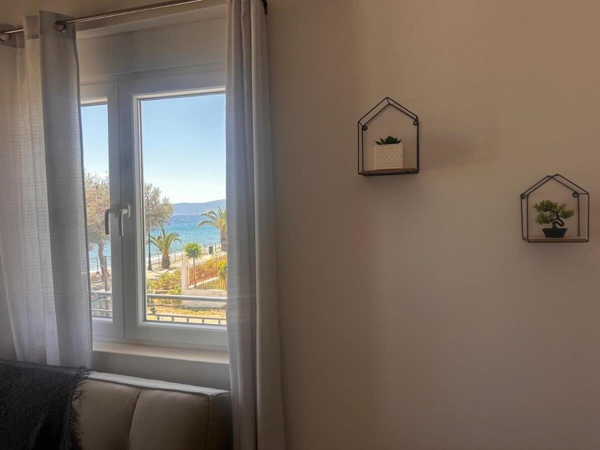 Beachview Chic Modern Agioi Theodoroi
